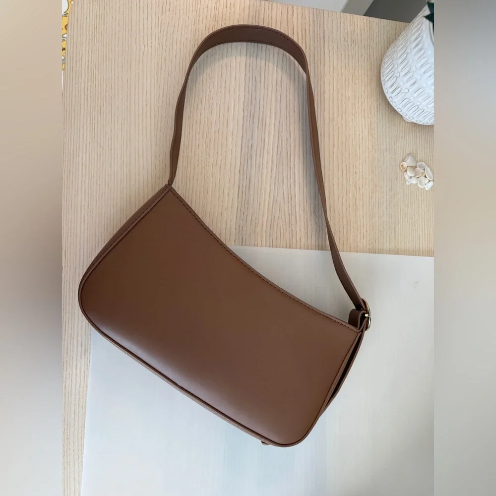 Brown Women's Shoulder Bag - Picture 4 of 11